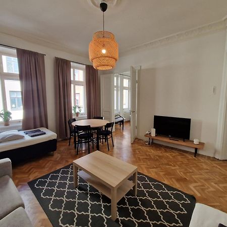 Home Inn Kg26 Stockholm Bagian luar foto