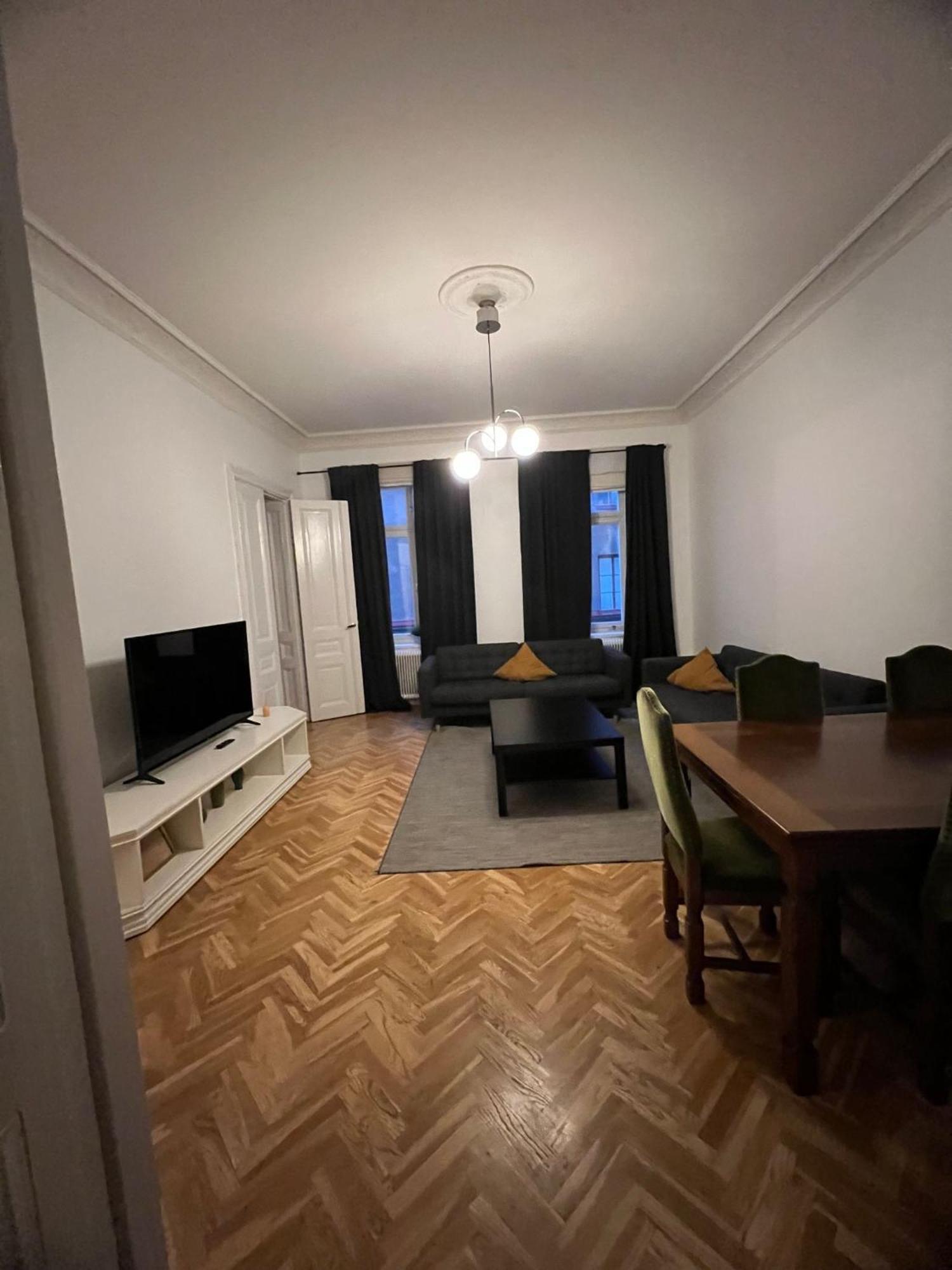 Home Inn Kg26 Stockholm Bagian luar foto