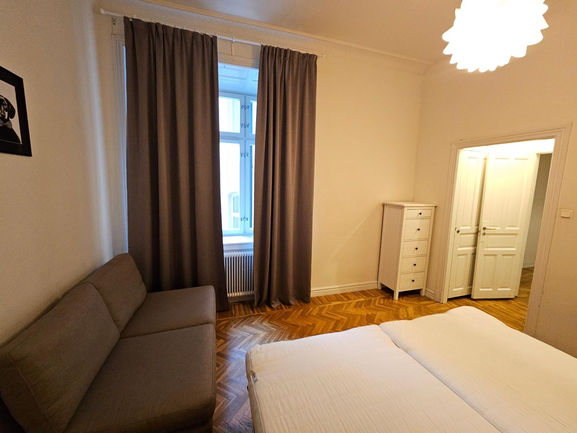 Home Inn Kg26 Stockholm Bagian luar foto
